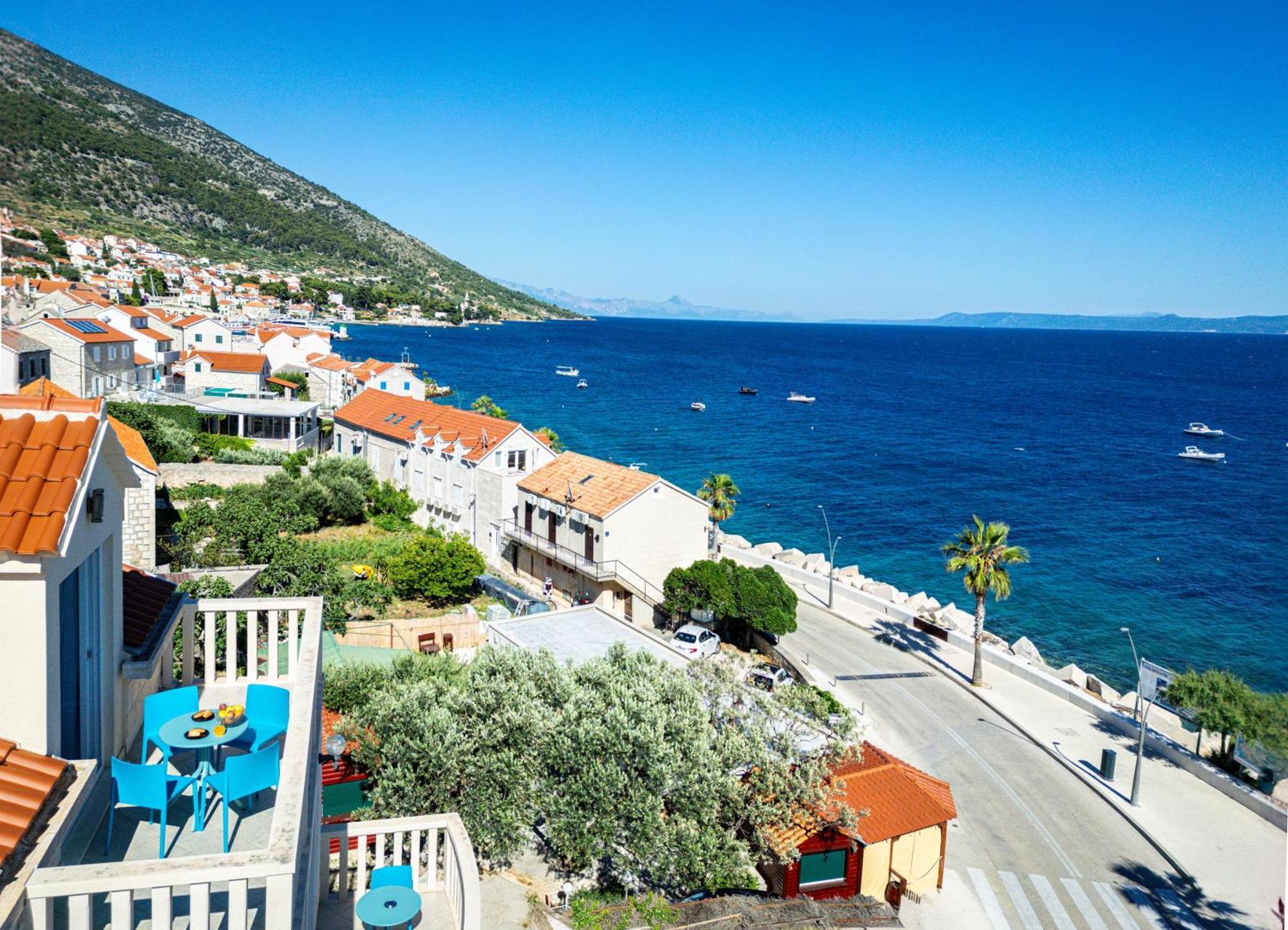 Hotel Sol Bol Bagian luar foto