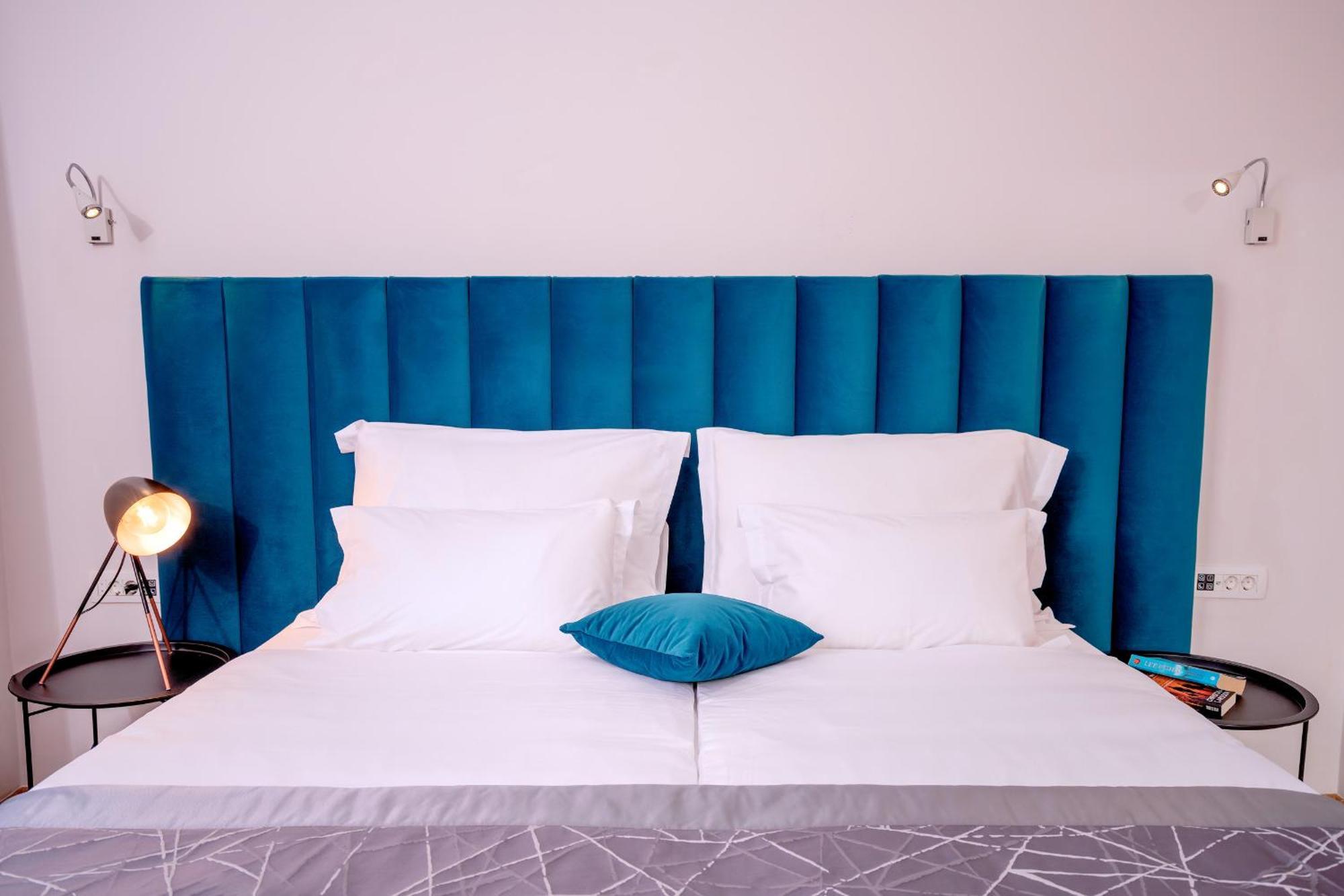Hotel Sol Bol Bagian luar foto